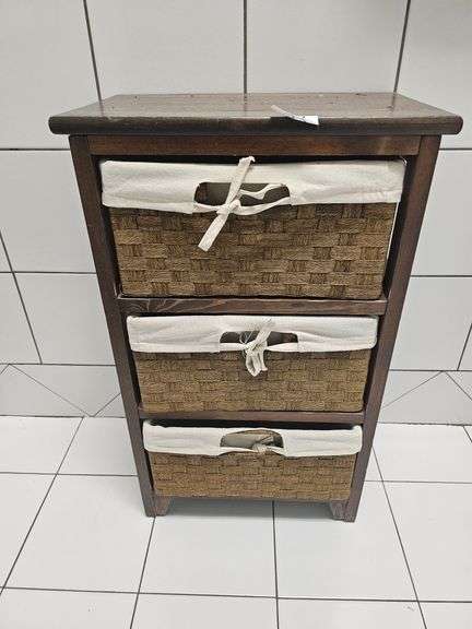 3-BASKET SMALL STORAGE UNIT APROX 15"x 9" x 25"