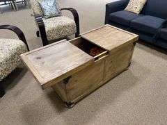 SIGNATURE DESIGN BY ASHLEY CHARLIE COFFEE TABLE APROX 20"x3.5'x20"