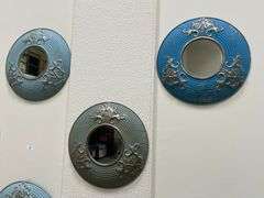 COLE & GREY ROUND METAL WALL MIRROR DÉCOR APROX 18"DIA.