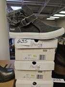 BLOWFISH MALIBU WOMEN'S SAHARA CANVAS SHOE RETAIL $49 EA. NEW IN BOX SIZES INCLUDE 6, 8