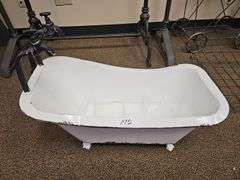 SMALL METAL VINTAGE STYLE BATHTUB FOR BABY PHOTO SHOOTS OR DÉCOR APROX 26"x13"x13"