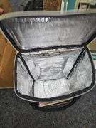 HONSHINE INSULATED SOFT COOLER ON 4-WHEELS WITH TELESCOPING HANDLE