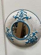 COLE & GREY ROUND METAL WALL MIRROR DÉCOR APROX 18"DIA.