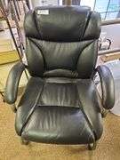 LEATHER STATIONARY OFFICE CHAIR
