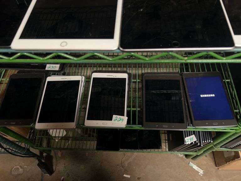 SAMSUNG TOUCHSCREEN TABLET SM-T377P MOST GREY, (3) WHITE, MANY TESTED AND POWER ON, CAN BE RESET