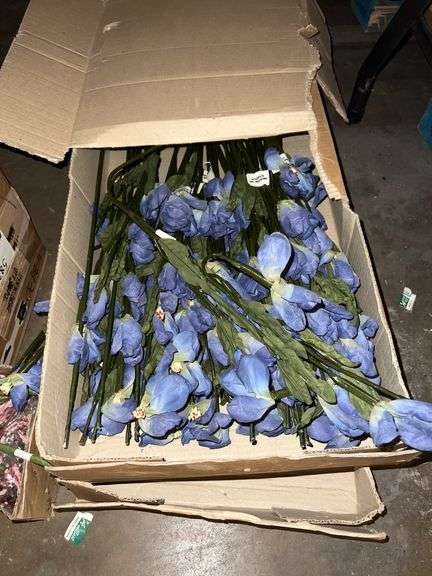 AMERICAN BEST ARTIFICIAL SILK BLUE WILTED ROSE STEM 36" 40716 ALL NEW IN CASE.. SOLD PER DOZEN