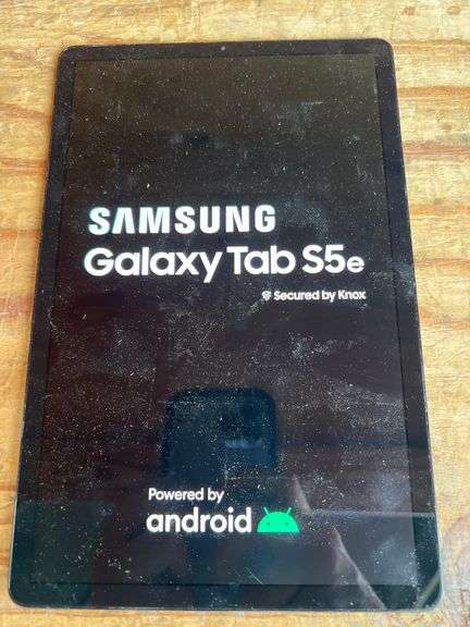 SAMSUNG TOUCHSCREEN TABLET SM-T727A POWERS ON RESET AND READY FOR NEW USER