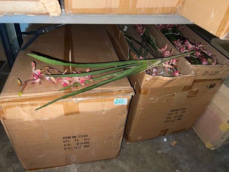 AMERICAN BEST ARTIFICIAL 28" SILK FLOWER 33385, ALL NEW IN CASE.. SOLD PER DOZEN