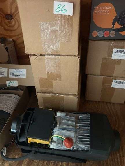 2018 DIESEL PARKING HEATER **See lot 111 for accessories