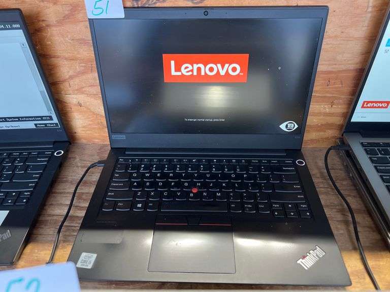 LENOVO THINKPAD X1 LAPTOP MODEL 20XW004GUS WITH EVO vPRO 7 INTEL POWERS ON BUT NEEDS SCREEN REPAIR