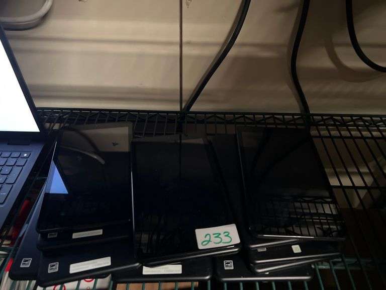 SAMSUNG TOUCHSCREEN TABLET SM-T387V MANY TESTED AND POWER ON, CAN BE RESET