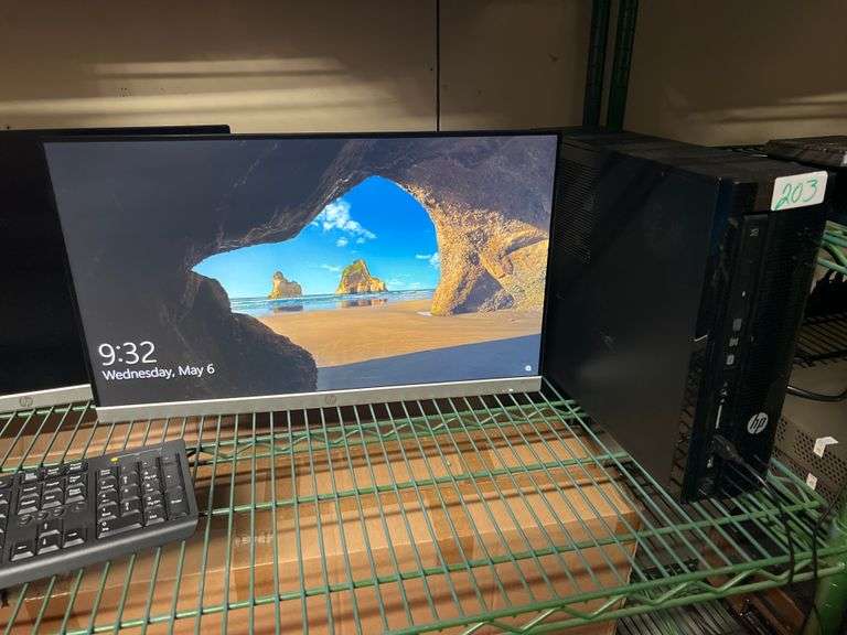HP 410-010 DT PC WITH CORE i3 INTEL, POWERS ON WITH MEMORY BUT PASSWORD PROTECTED WITH HP24MH 23.8" MONITOR, POWER CABLES, & USB KEYBOARD ALL INCLUDED