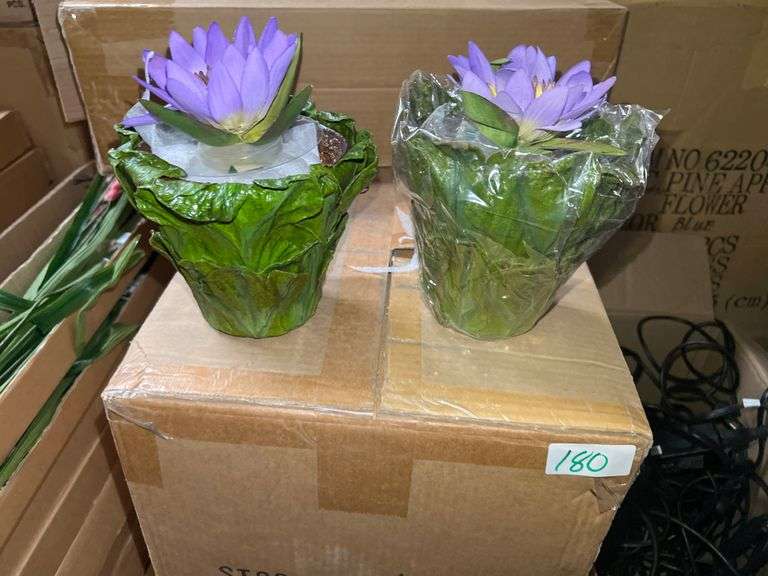 AMERICAN BEST ARTIFICIAL FLOWER VASE GREEN LEAF OUTSIDE ALL NEW INDIVIDUALLY PACKAGED IN CASE.. Flower for Display.. SOLD PER CASE OF 36