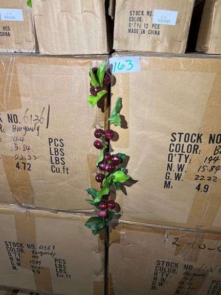 AMERICAN BEST ARTIFICIAL SILK BERRY STEM 32" 61361 ALL NEW IN CASE.. SOLD PER CASE OF 144