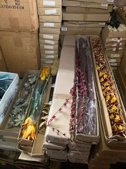 AMERICAN BEST VARIOUS ARTIFICIAL SILK FLOWERS 2'-4'L ALL NEW IN CASE.. SOLD PER CASE, MOST A DOZEN