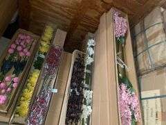 AMERICAN BEST VARIOUS ARTIFICIAL SILK FLOWERS 2'-3'L ALL NEW IN CASE.. SOLD PER CASE, MOST A DOZEN