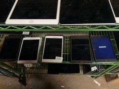 SAMSUNG TOUCHSCREEN TABLET SM-T377P MOST GREY, (3) WHITE, MANY TESTED AND POWER ON, CAN BE RESET