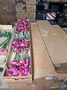 AMERICAN BEST ARTIFICIAL SILK 28" SILKY CRINKLE DAISY SPRAY FLOWERS 4101813 ALL NEW IN CASE.. SOLD PER 2-DOZEN
