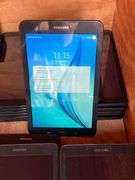 SAMSUNG TOUCHSCREEN TABLET SM-T377P MANY TESTED AND POWER ON, CAN BE RESET