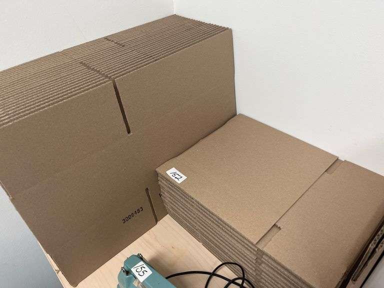 Cardboard boxes approx. 40