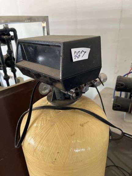 Culligan Top Mount (CTM) Series water treatment tank