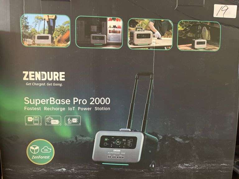 Zendure SuperBase Pro 2000, a portable power station