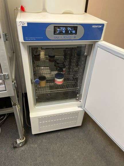 Kenton brand environmental chamber