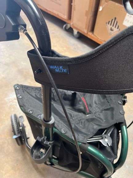 3-wheel rollator walker