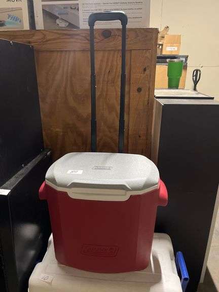 Coleman wheeled cooler