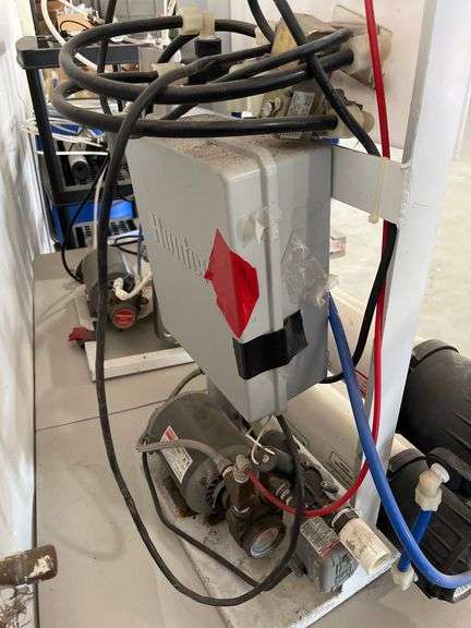Good Water Warehouse Inc. CommPro commercial reverse osmosis unit, model TDWS420 RETAILS $15K