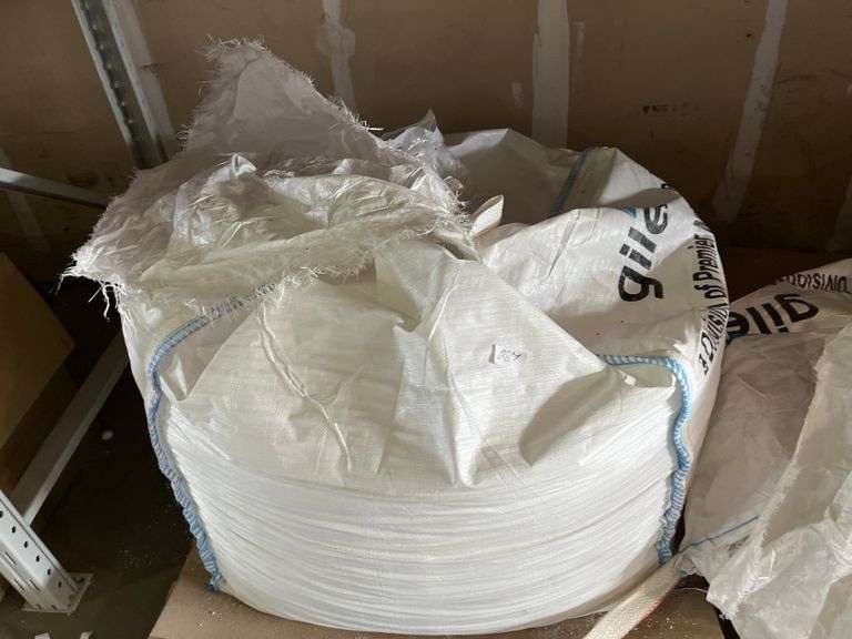 Super Sack bulk tote bag Giles epsom salt 18-2400 pharmaceutical grade. Retails $1800