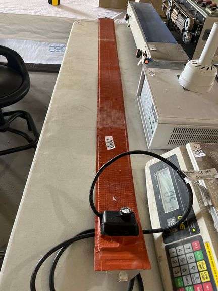 Industrial heating element w/ silicone rubber heating blanket