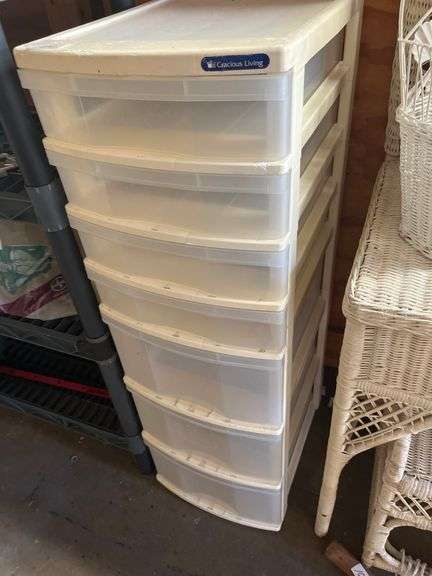 Gracious Living 7-drawer storage cart