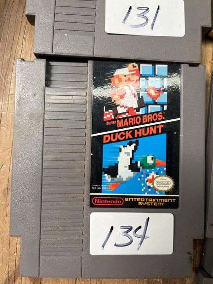 Capcom 1942 game released for the Nintendo Entertainment System Cartridge
