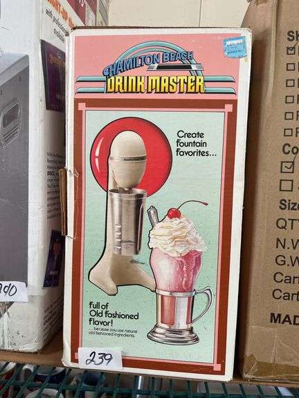 Vintage Hamilton Beach DrinkMaster milkshake maker, model 727