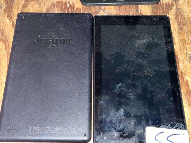 Amazon Fire 7 tablet SL056ZE ALL TESTED. SOME WORK, SOME CRACKED, SOME LOCKED