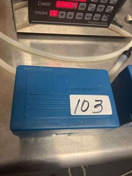 Neewer calibration weight set incld. total weight of 1000 grams