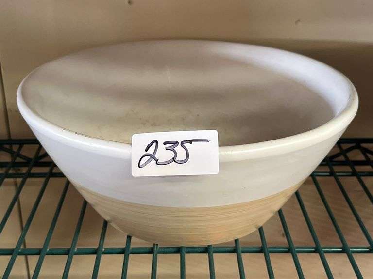 10" pottery planter