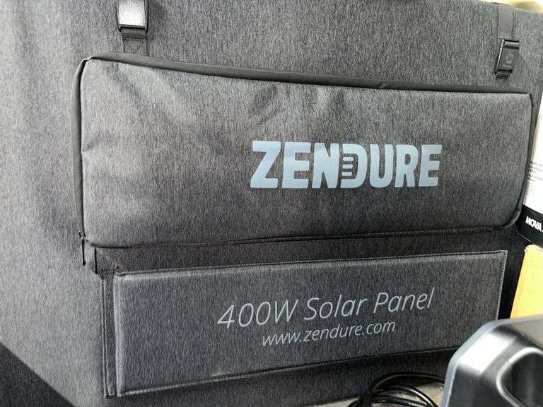 Zendure 400W portable solar panel, model ZD400SP-MD-gy,