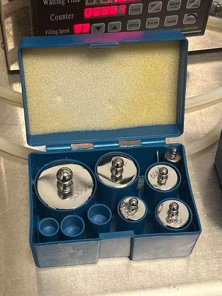 Neewer calibration weight set incld. total weight of 1000 grams