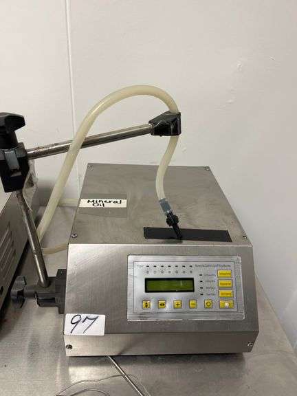 GFK-160 digital liquid filling machine used for low-viscosity liquids, 5ml to 3500ml