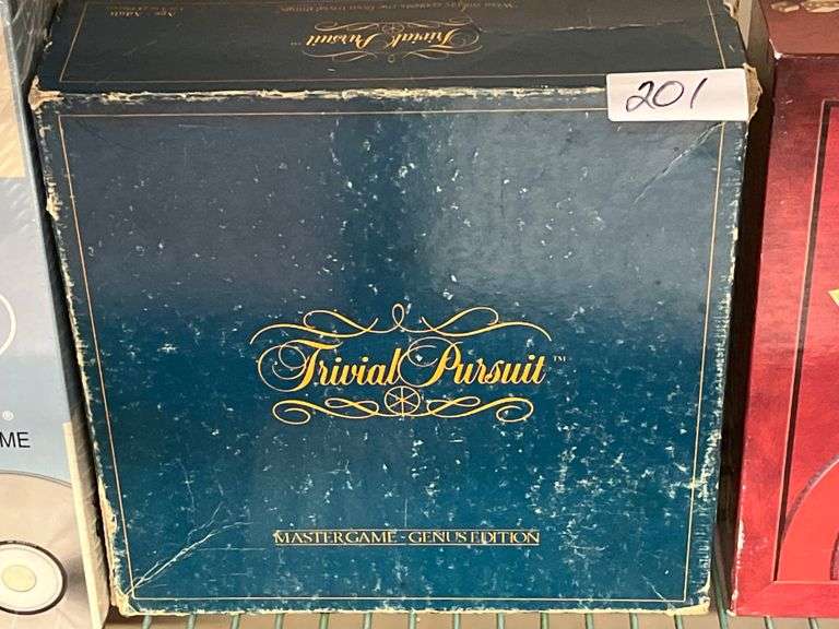 Vintage 1981 Trivial Pursuit Master Game - Genus Edition board game