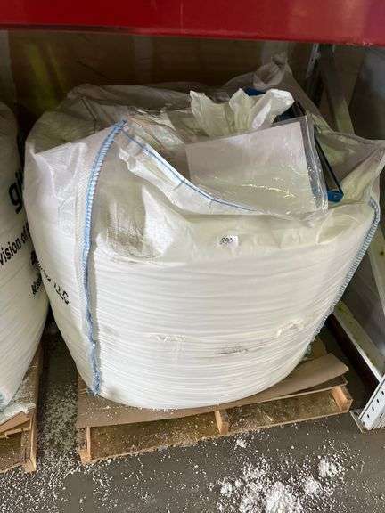 Super Sack bulk tote bag Giles epsom salt 18-2400 pharmaceutical grade. Retails $1800
