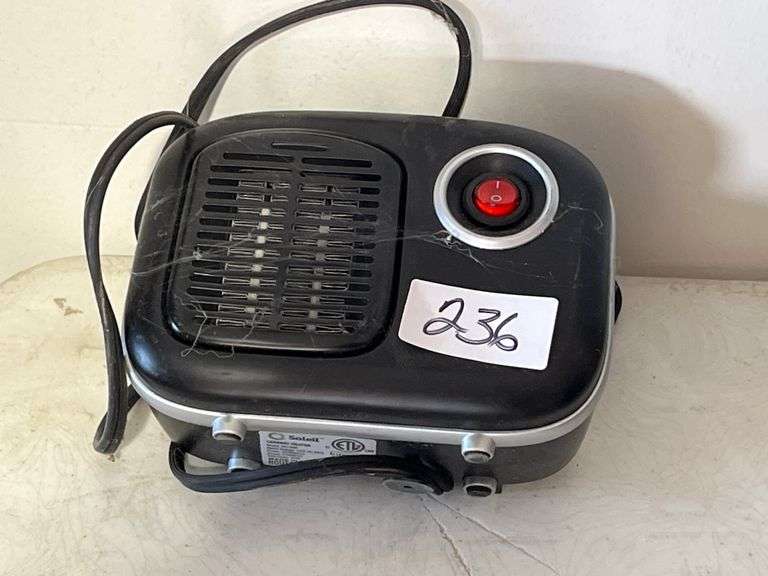 Soleil MH-08B black personal ceramic heater