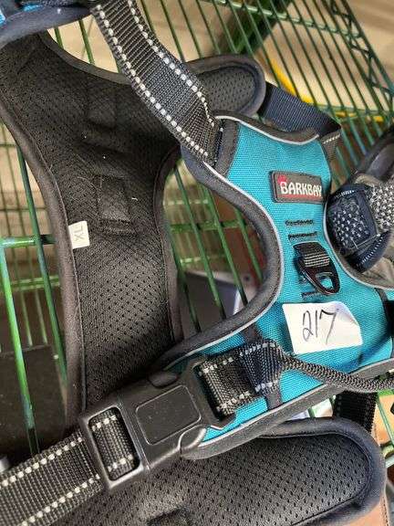 Dog harnests incld. Barkbay XL, Cabelas
