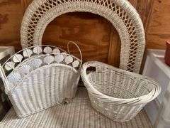 Vintage style Wicker furniture incld. Vanity, stool, and more