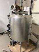 304 stainless steel industrial mixing tank, top-mounted mixer motor and gear reducer retails $3k