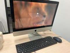 Apple iMac all-in-one desktop computer w/ accessories