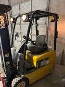 Yale electric forklift, 36-volt model featuring a 3-stage mast model ERP030THN36TE082