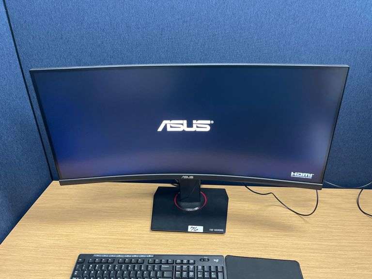 ASUS VG35VQ 35" WQHD WLED LCD CURVED TUF GAMING MONITOR, POWERS ON WITH POWER CABLE AND HDMI CABLE INCLD..